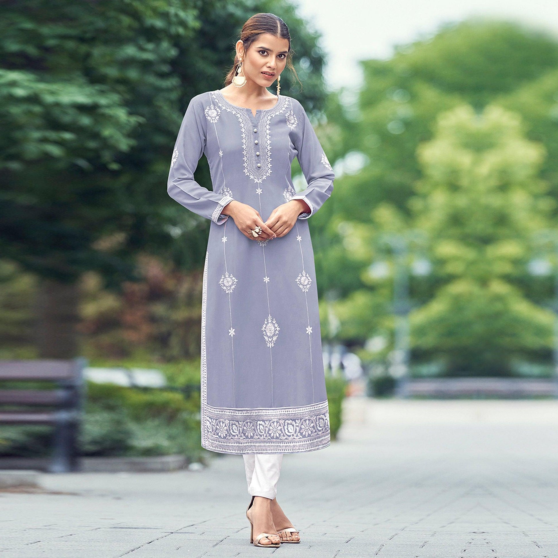 Lavender Lakhnawi Work Rayon Kurti