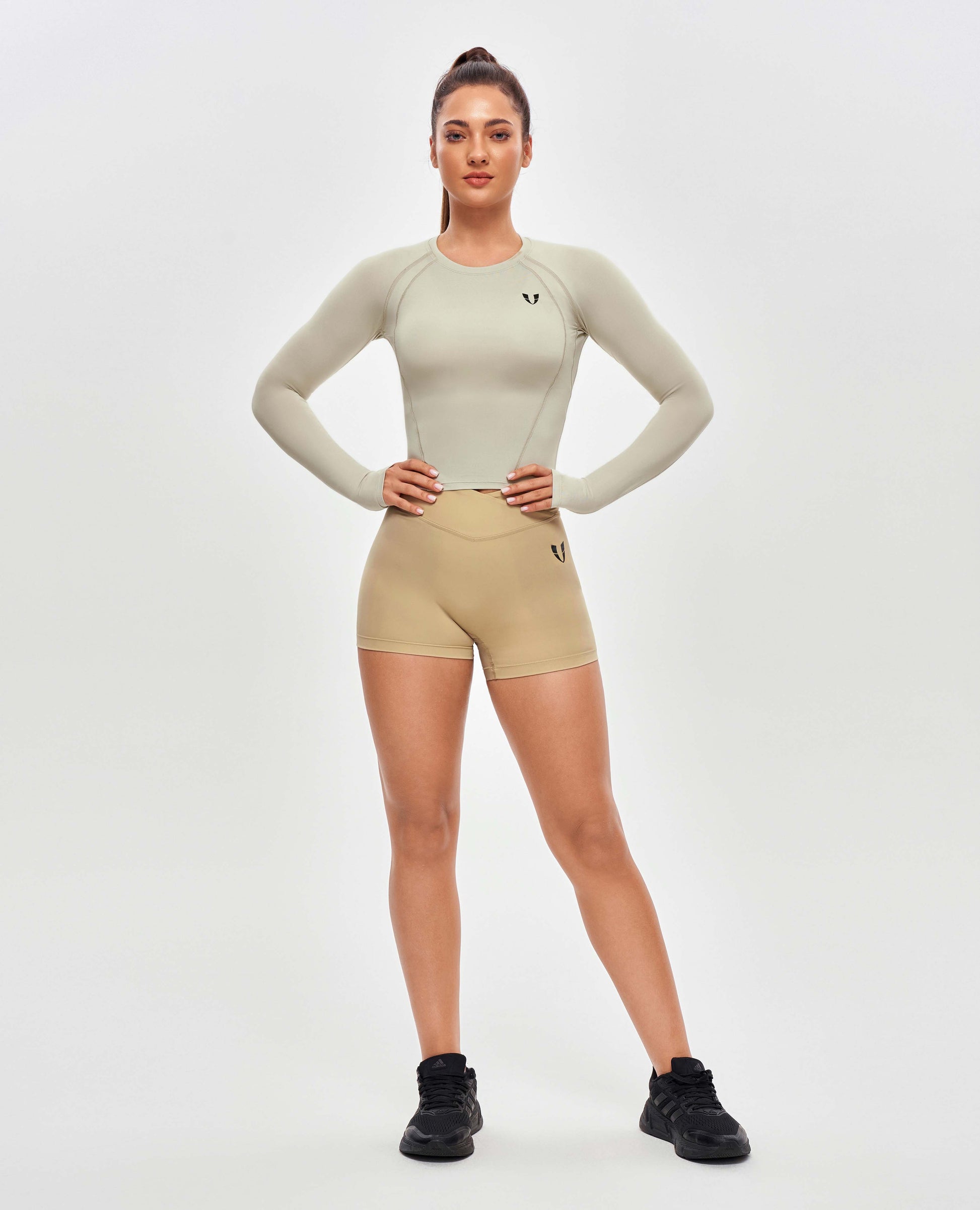 Long Sleeve Crop Top - Beige