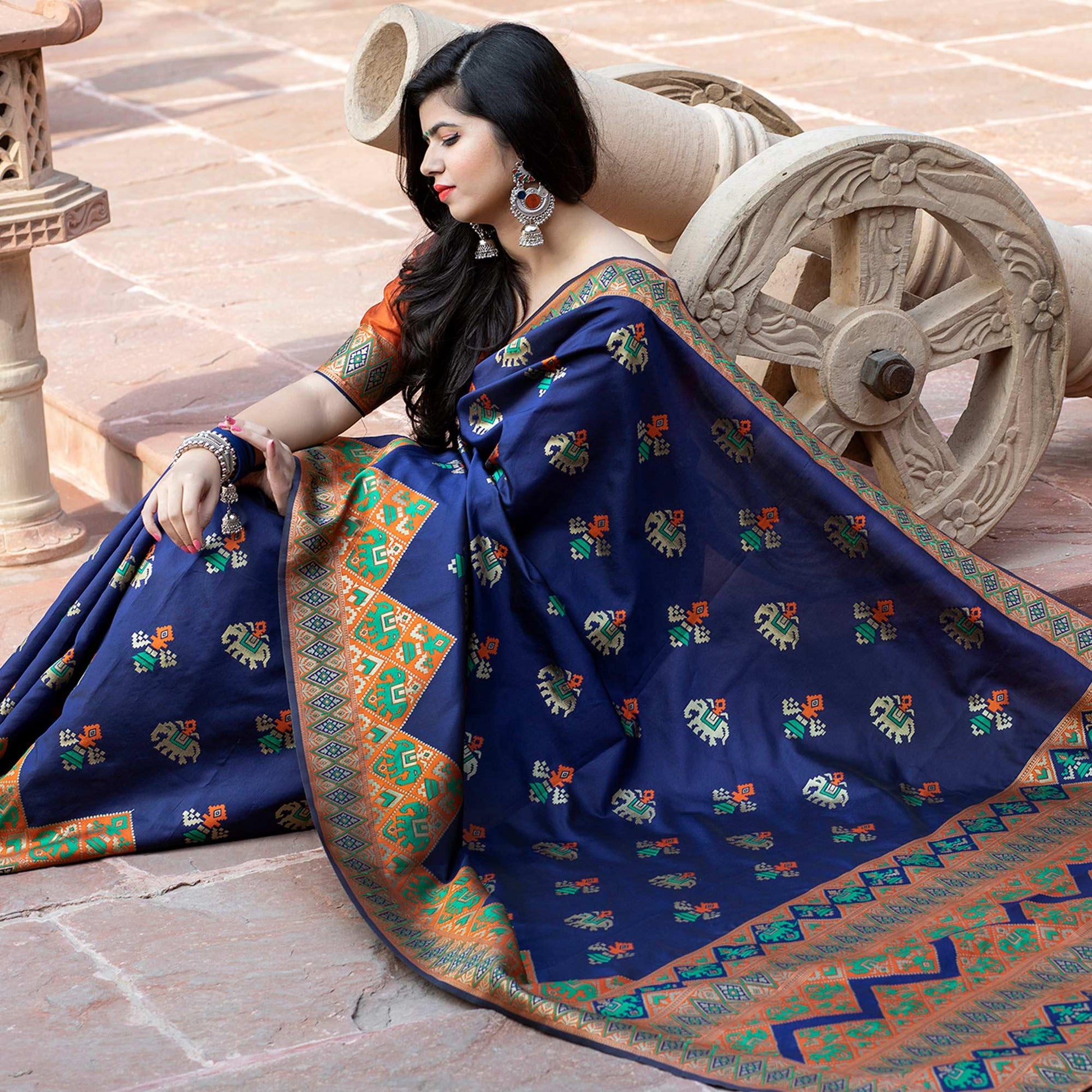 Lovely Navy Blue Colored Festive Wear Woven Patola Silk Saree