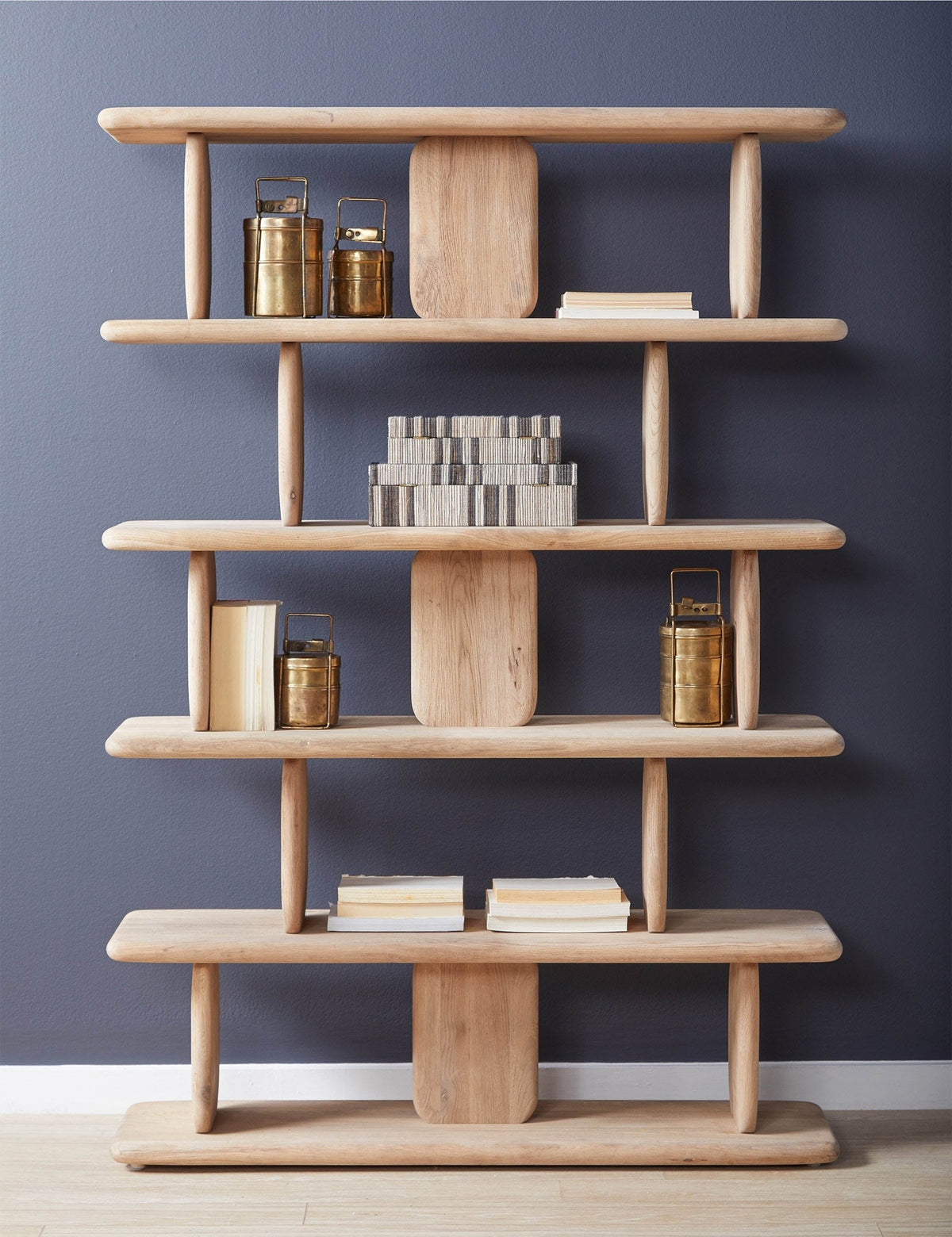 Nera Bookcase