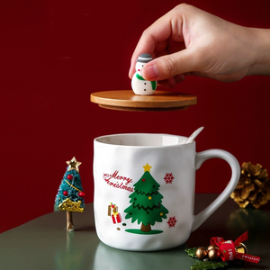 Christmas Cup With Wooden Lid