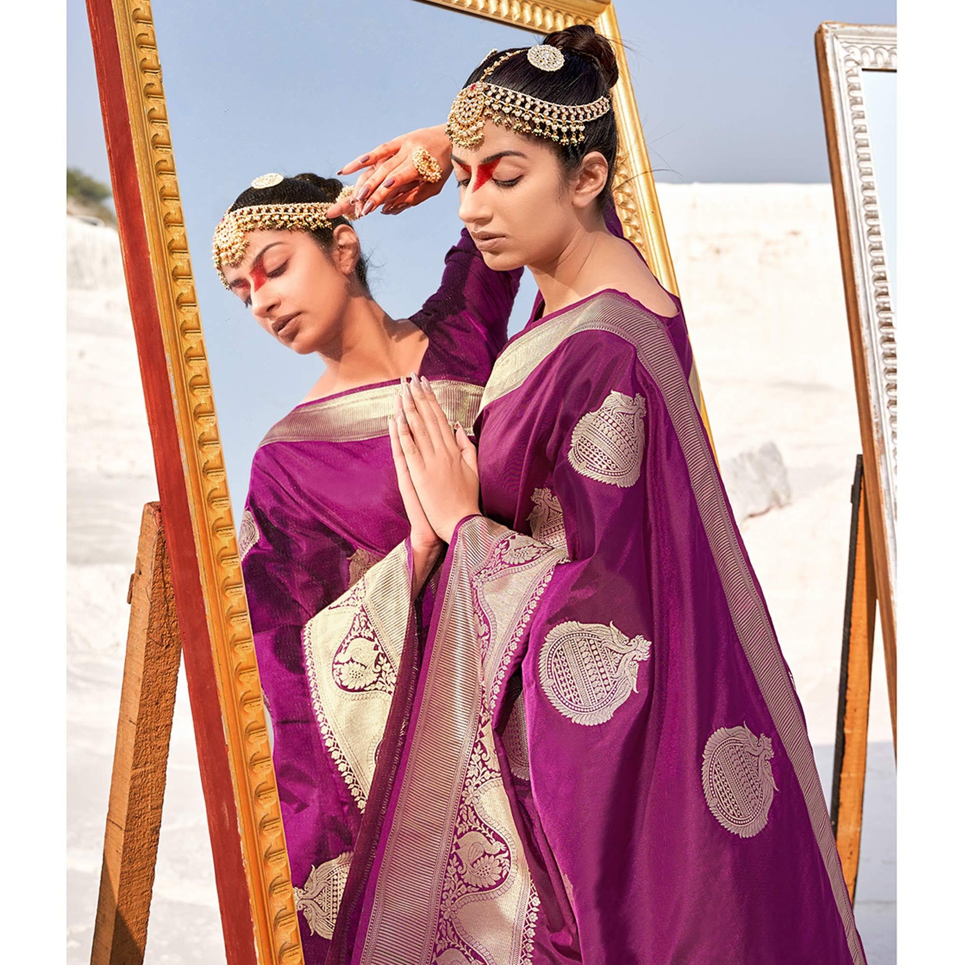 Magenta Festive Wear Woven Banarasi Silk Saree