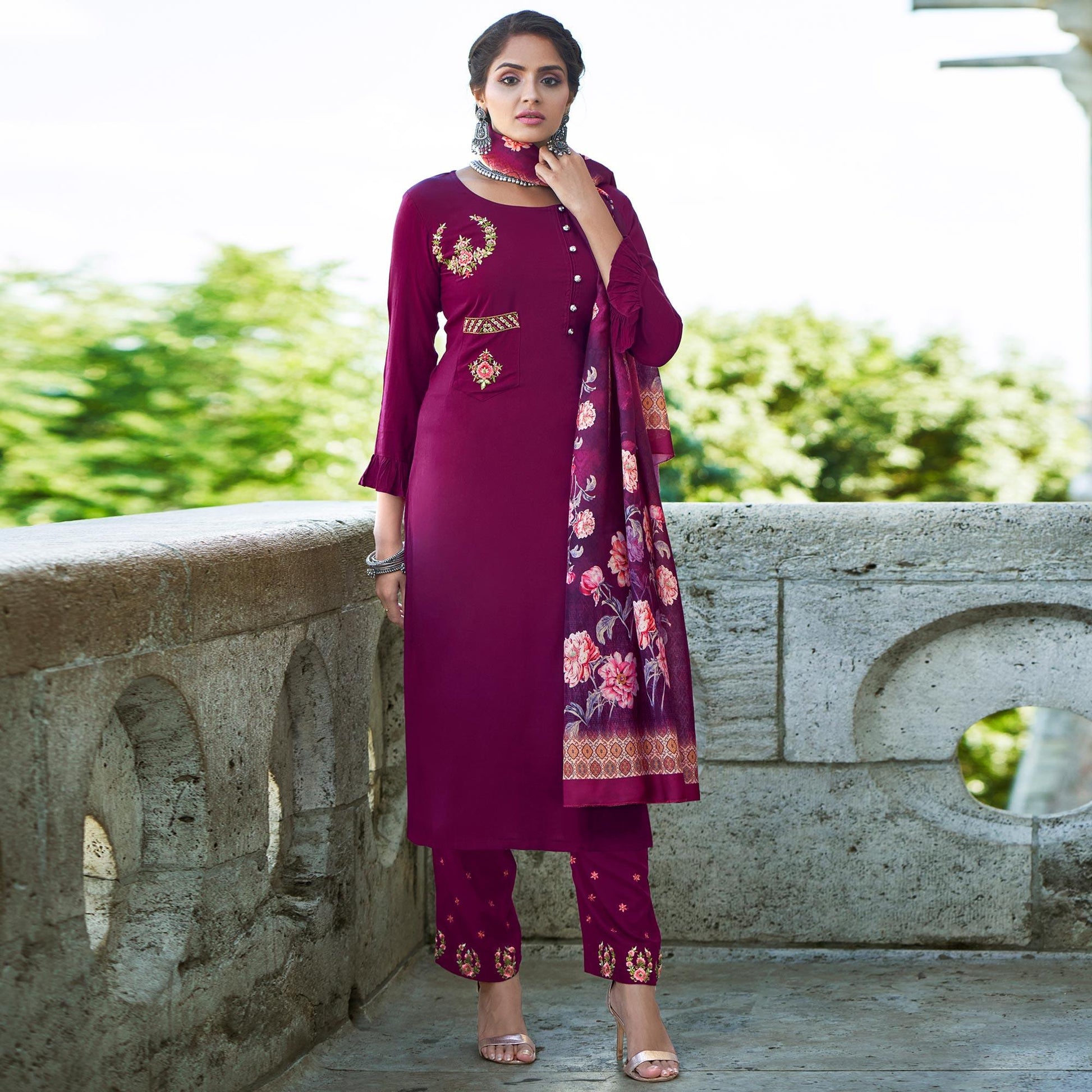 Magenta Pink Embroidered Rayon Kurti Pant Set With Dupatta