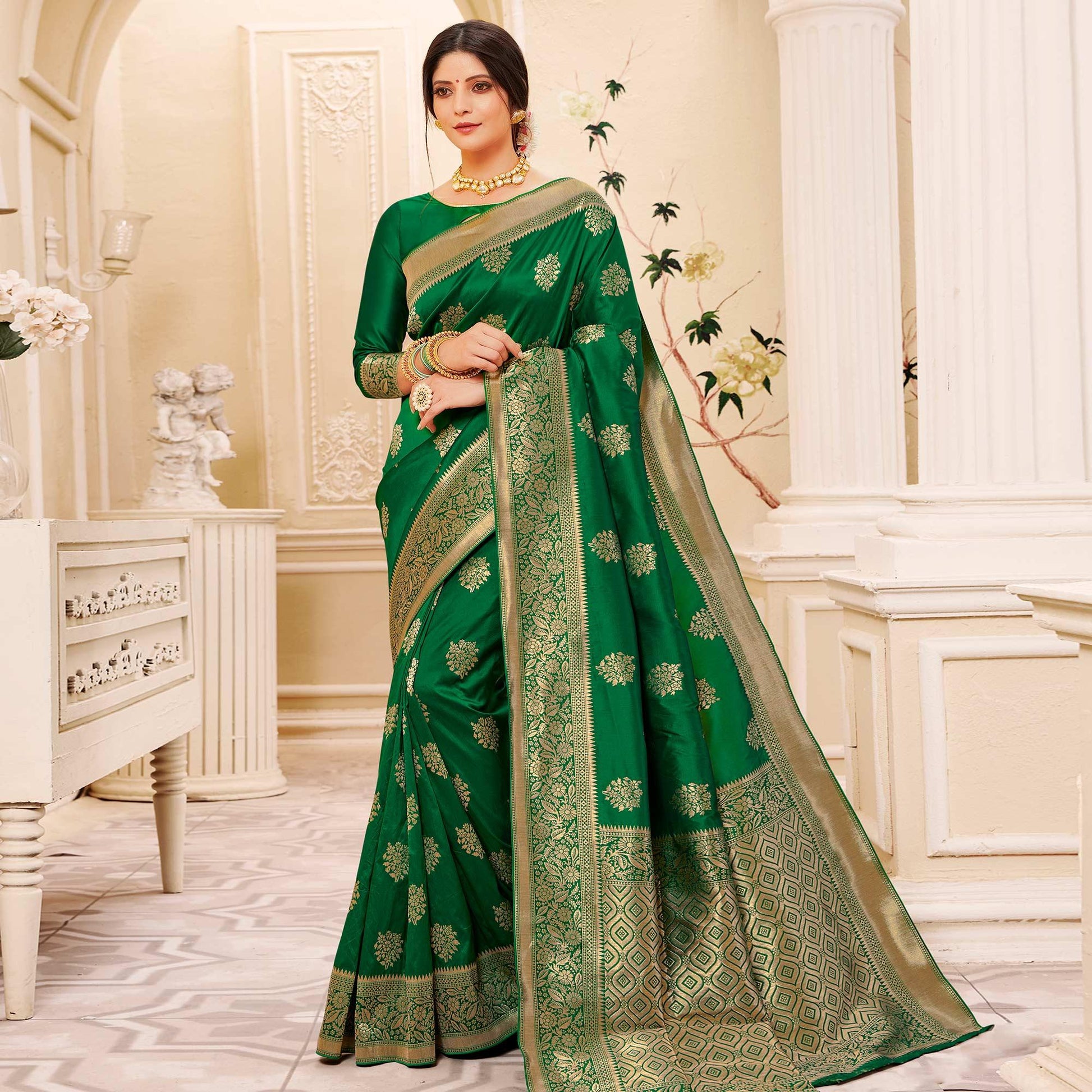 Magnetic Green Colored Festive Wear Woven Banarasi Silk Saree