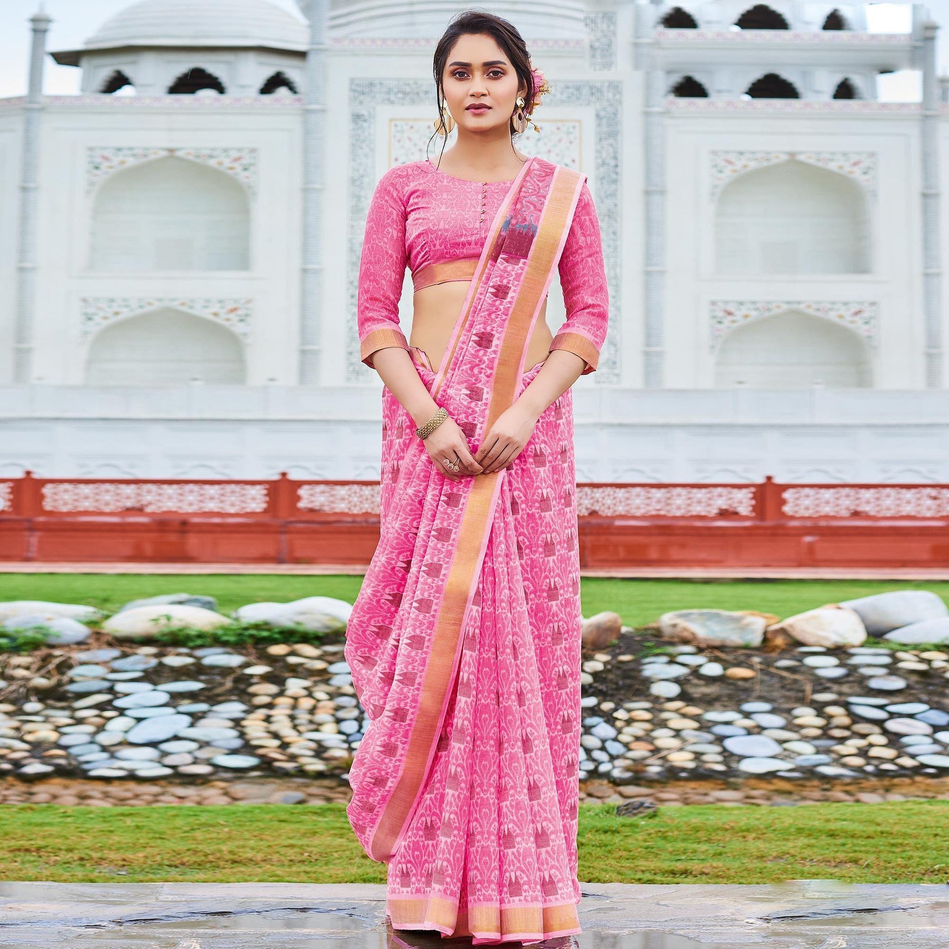 Magnetic Pink Colored Casual Wear Printed Cotton Saree
