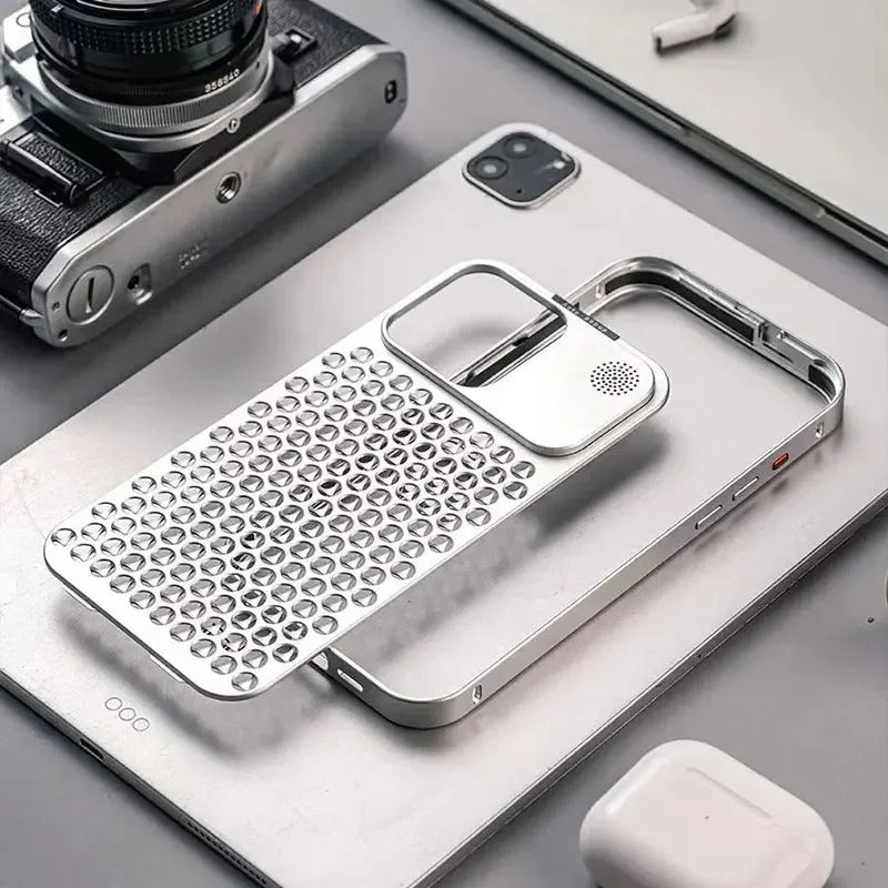 iPhone 15 Series Aero Mesh Pro ® Metallic Hybrid Case