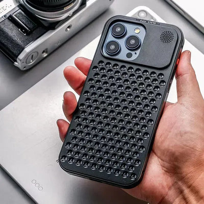 iPhone 15 Series Aero Mesh Pro ® Metallic Hybrid Case