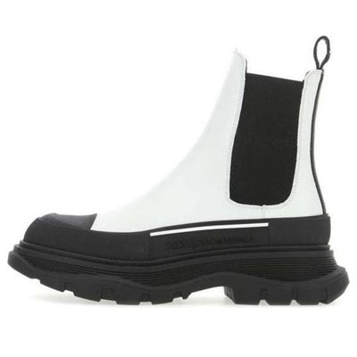 Alexander Mcqueen Tread Slick Boot White Black (Women'S)