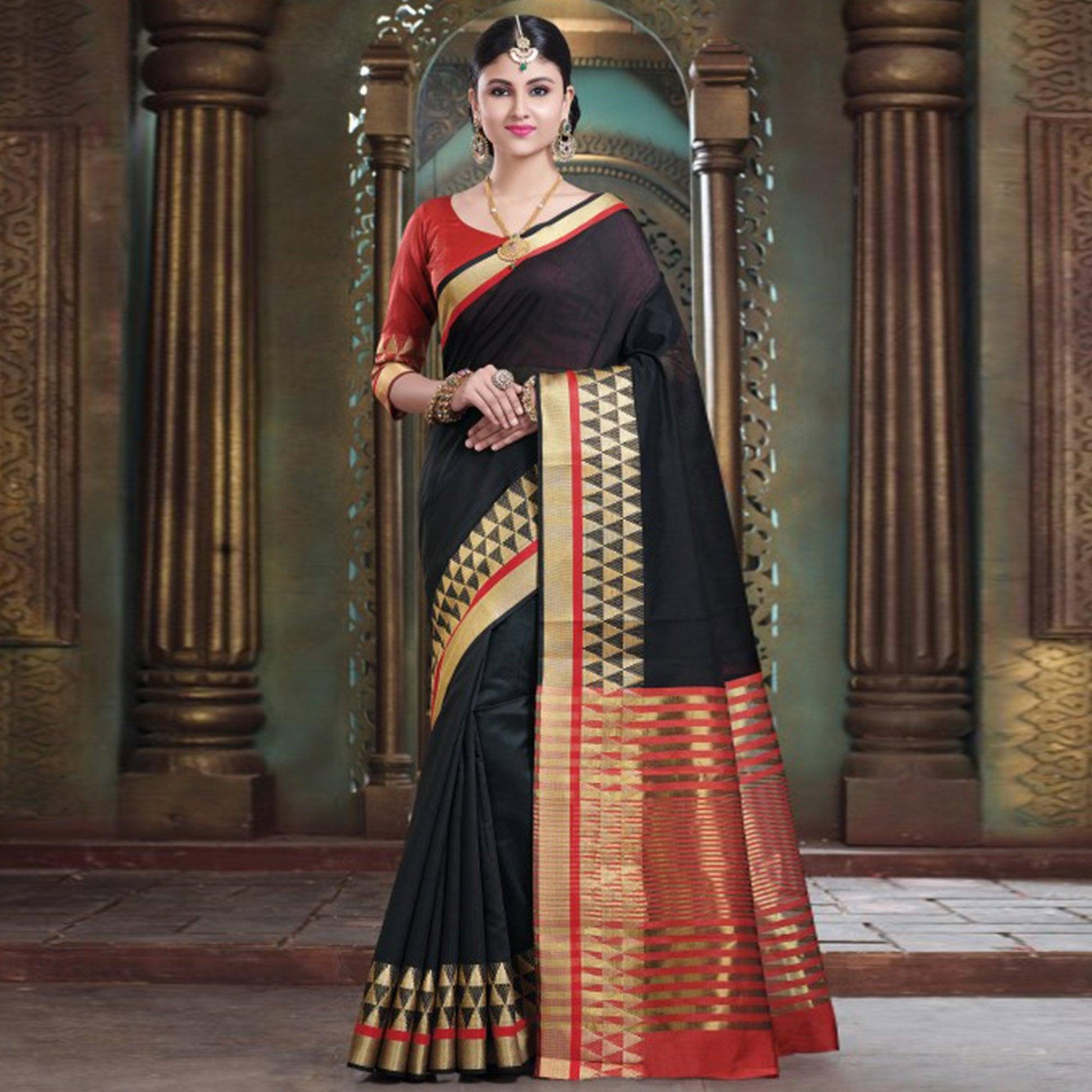 Majesty Black Colored Festive Wear Woven Cotton Handloom Saree