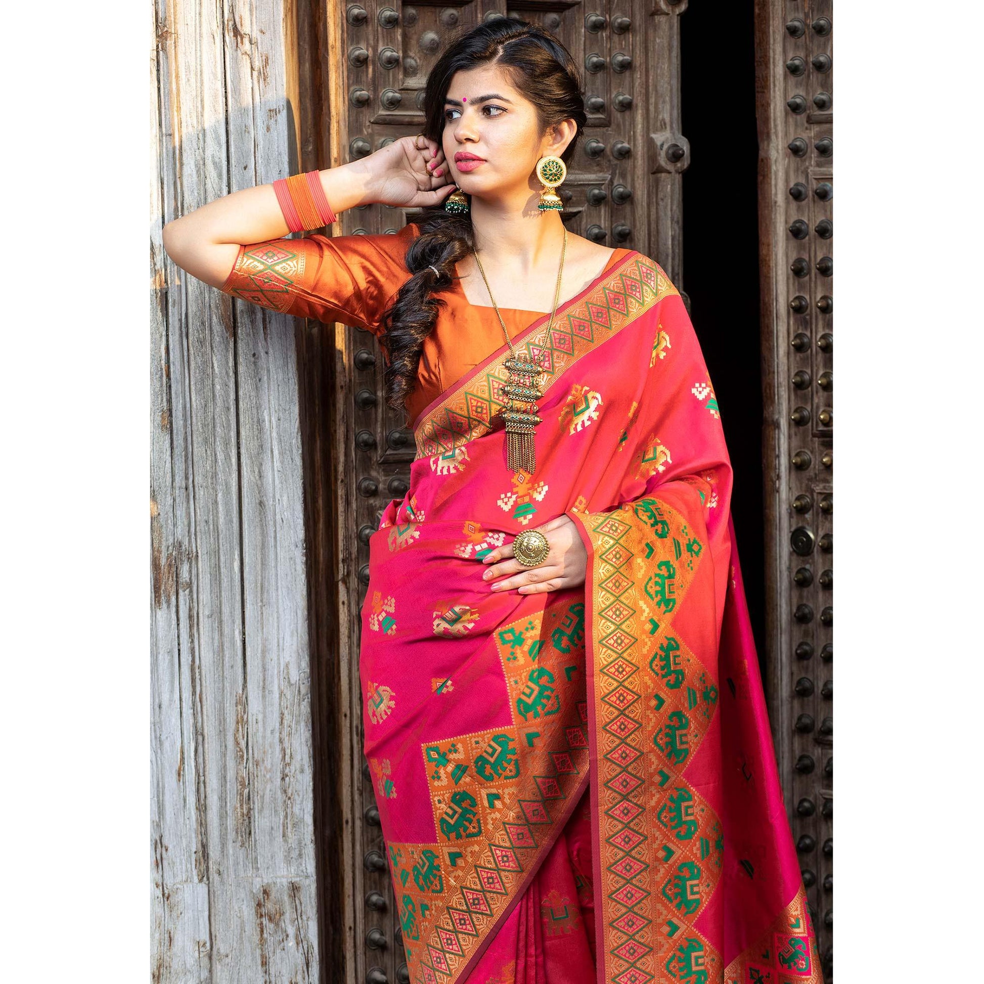 Majesty Pink Colored Festive Wear Woven Patola Silk Saree