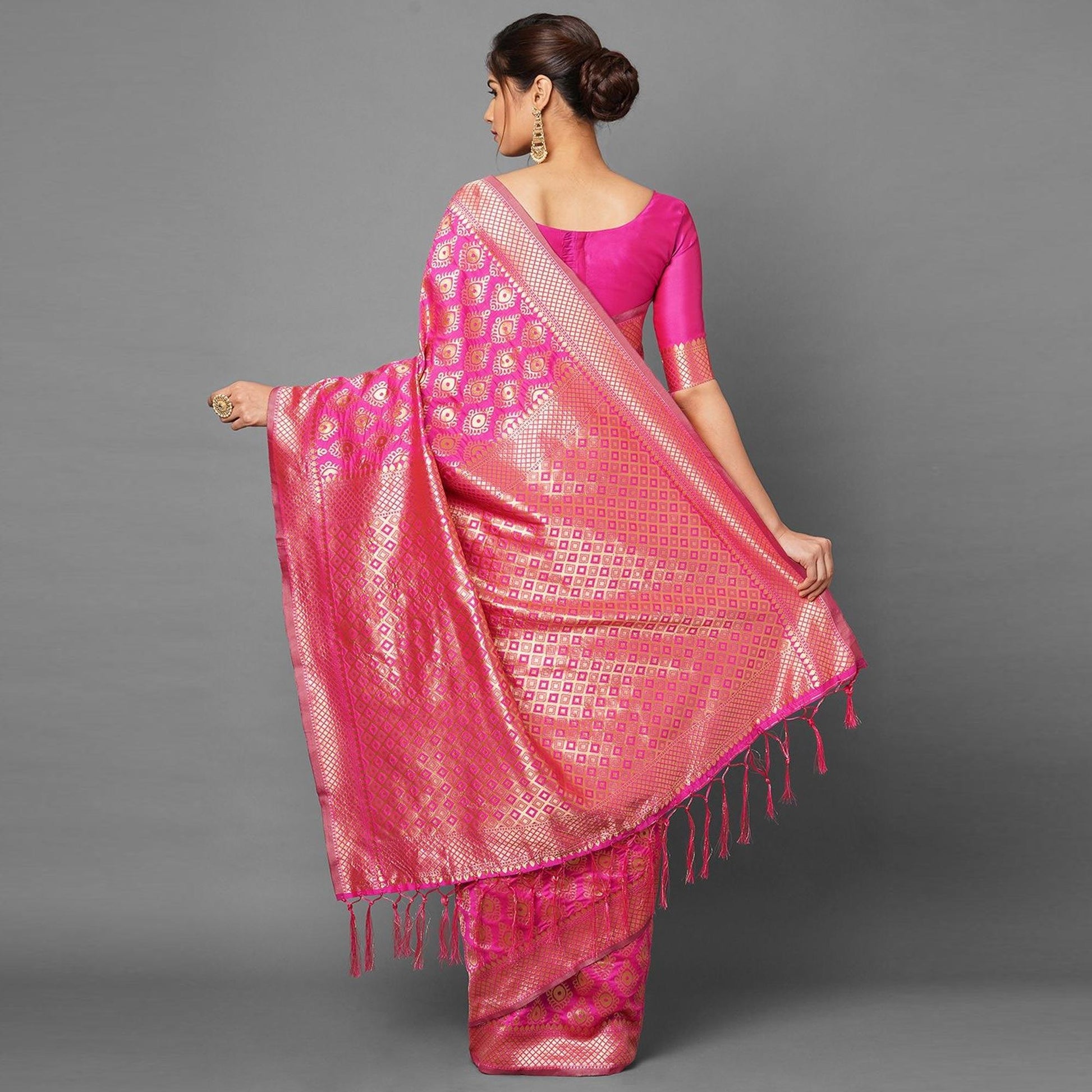 Majesty Pink Colored Festive Wear Woven Silk Saree