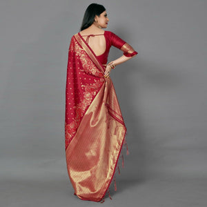 Maroon Casual Silk Blend Printed Saree With Unstitched Blouse