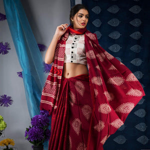 Maroon Floral Printed Linen Saree