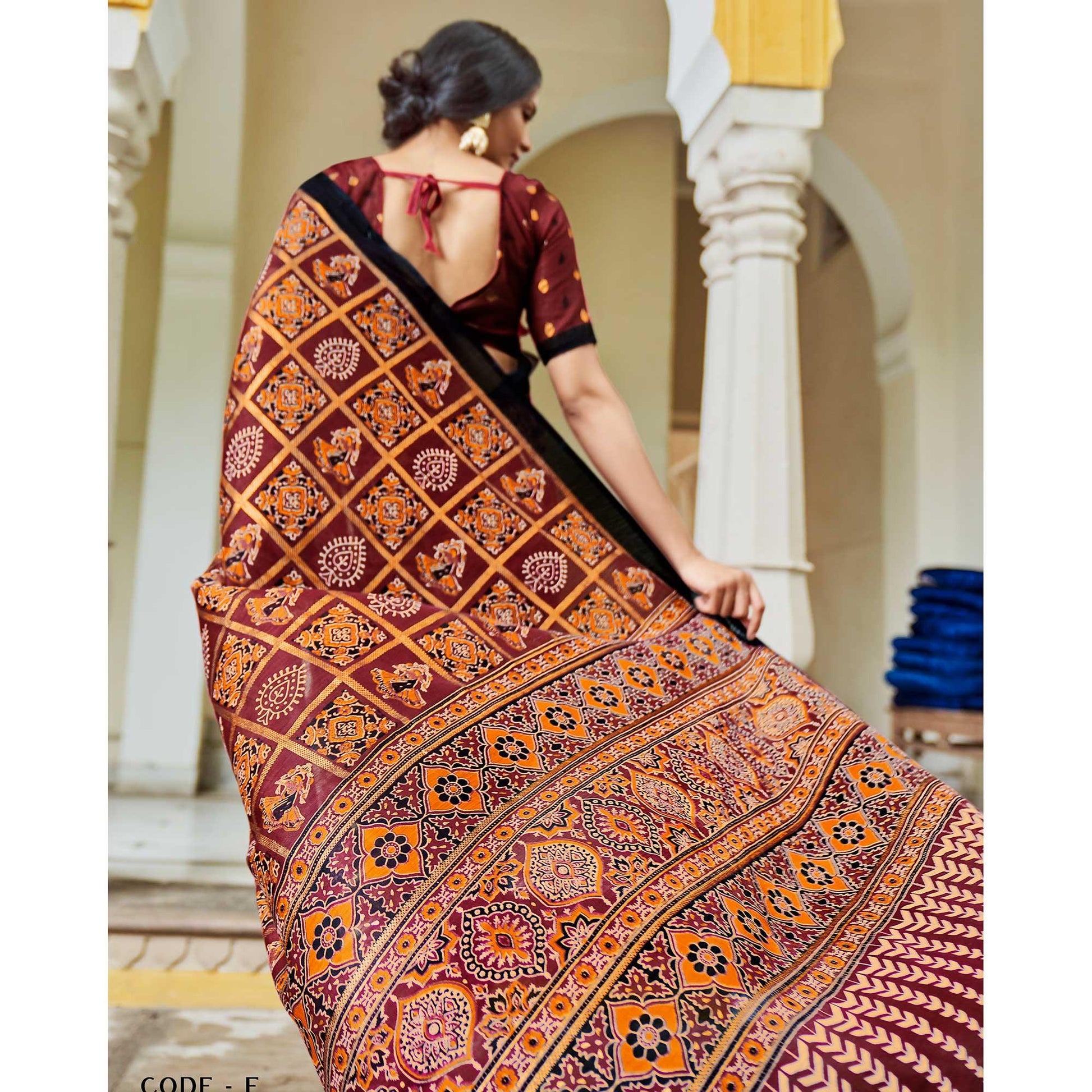 Maroon Foil Digital Printed Cotton Blend Saree