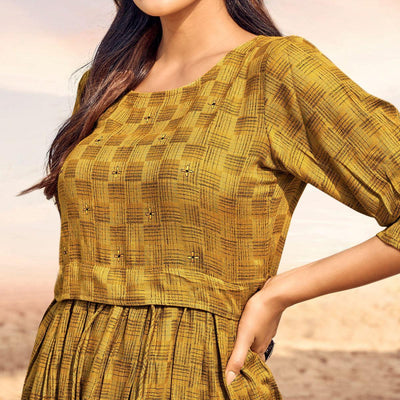 Mehendi Green Checks Printed Rayon Top