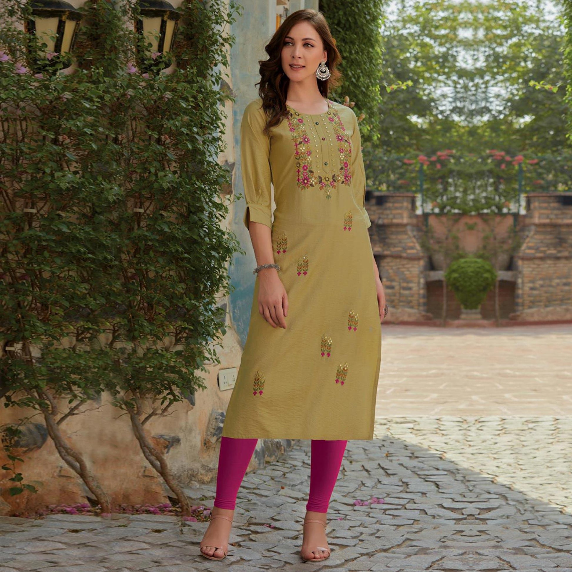 Mehendi Green Embroidered Cotton Silk Kurti
