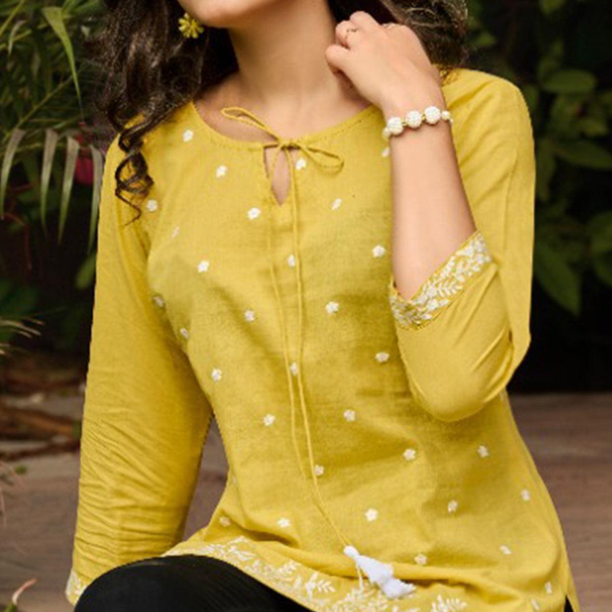Mehendi Green Embroidered Pure Cotton Top