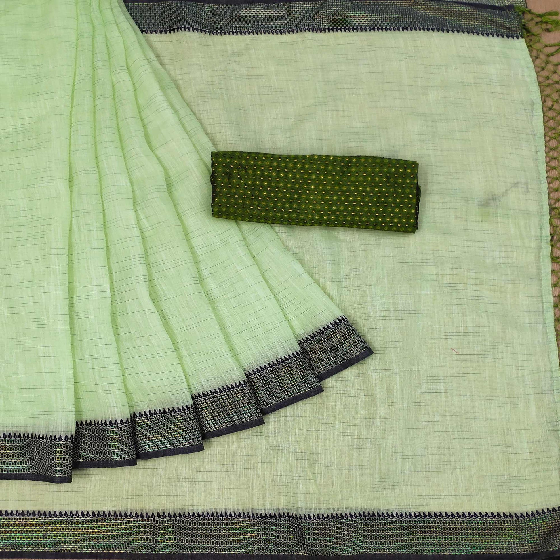 Mehendi Green lining Pattern Cotton Blend Saree