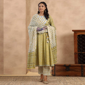 Mehendi Green Printed Pure Cotton Anarkali Suit