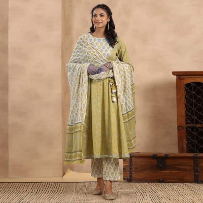 Mehendi Green Printed Pure Cotton Anarkali Suit