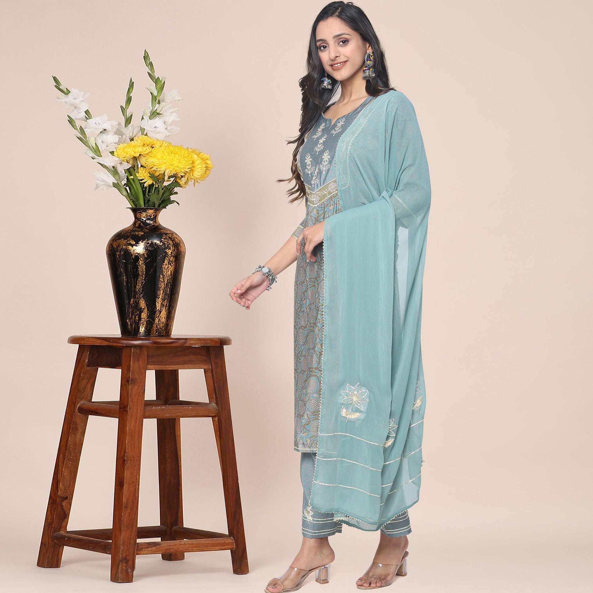 Mehndi Green Patywear Floral Embroidered Cotton Silk Kurti Pant Set With Dupatta