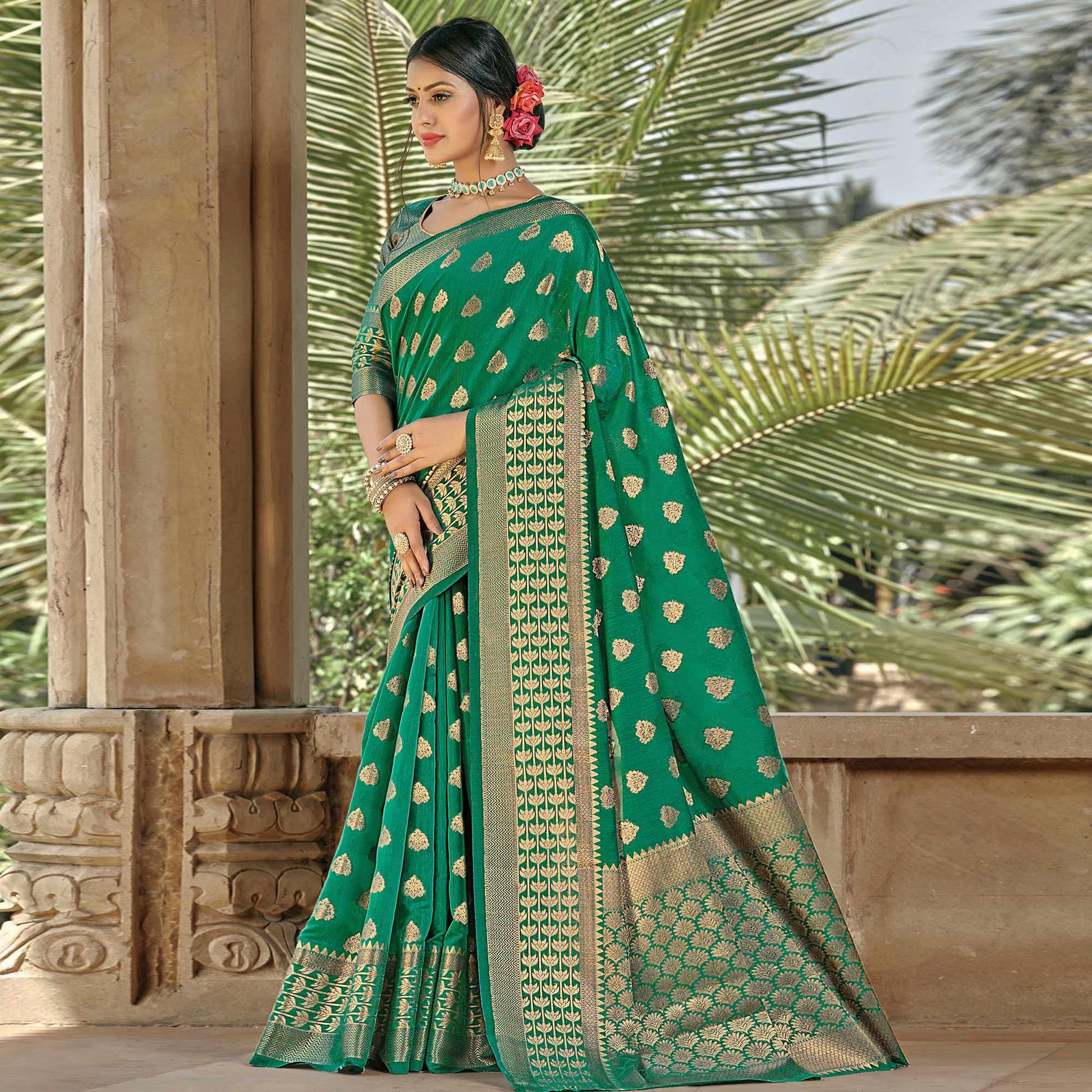 Mesmeric Green Colored Festive Wear Woven Handloom Cotton Saree