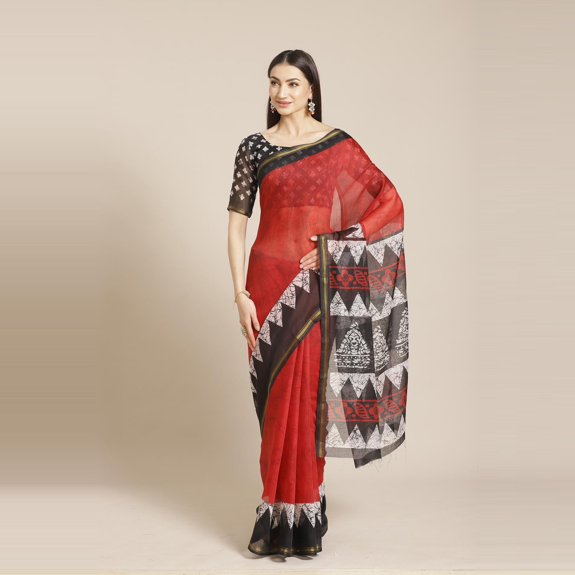 Mesmeric Red - Black Colored Casual Wear Printed Silk Blend Saree