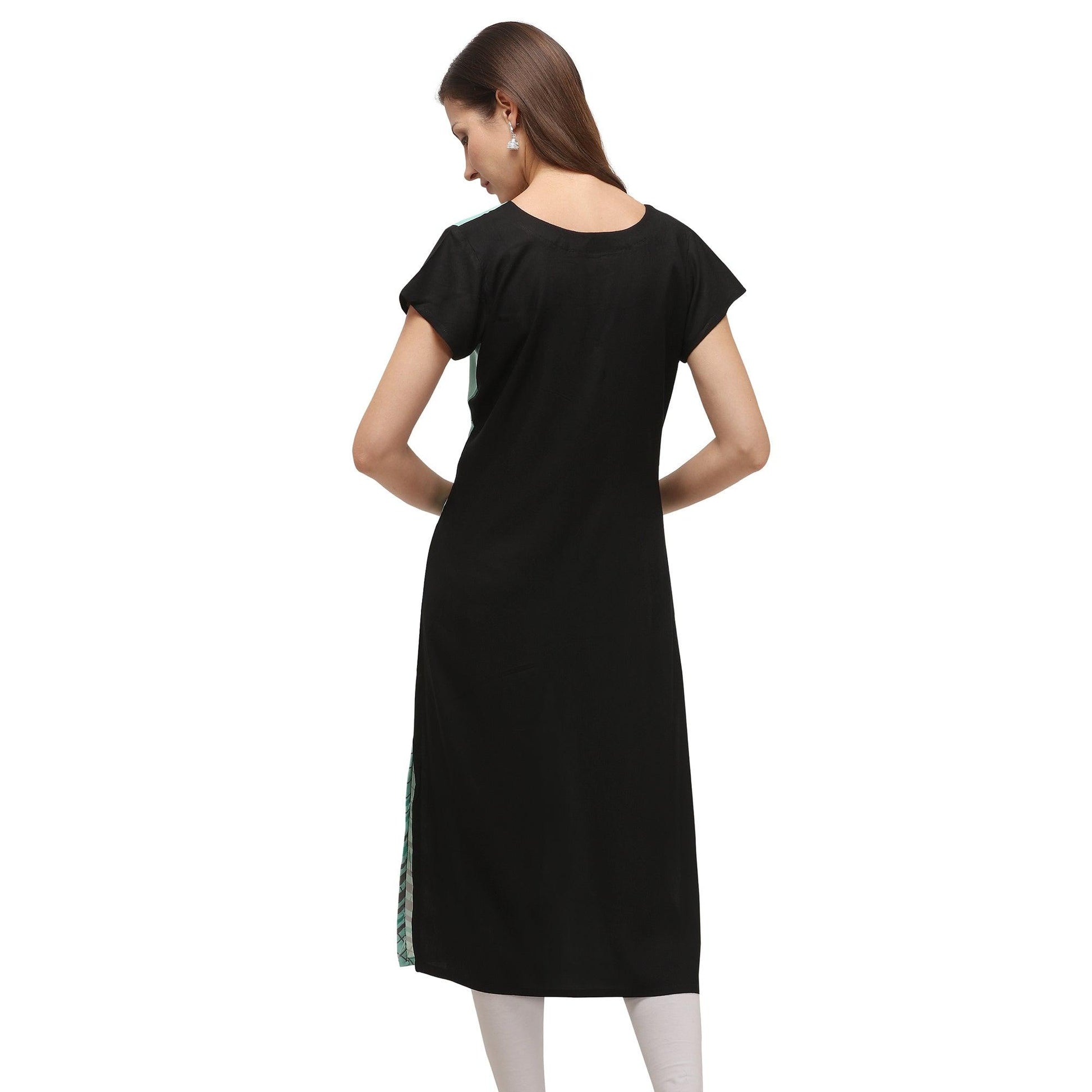 Mesmeric Turqouise Coloured Digital Printed Casual Wear Kurti