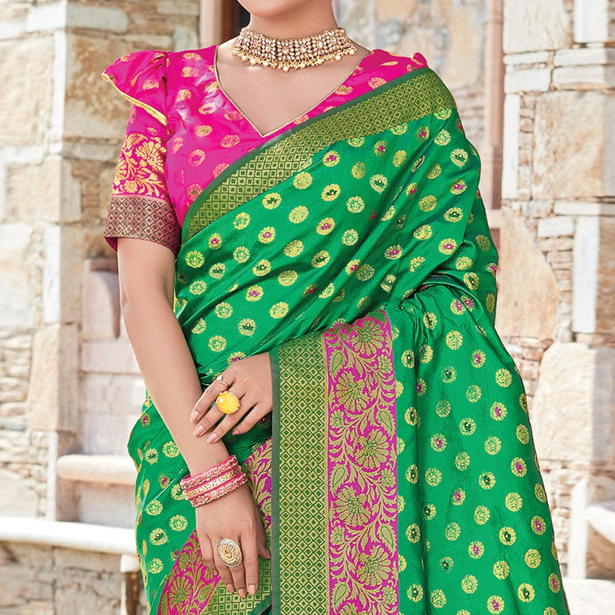 Mesmerising Green Colored Festive Wear Woven Handloom Silk Sareee