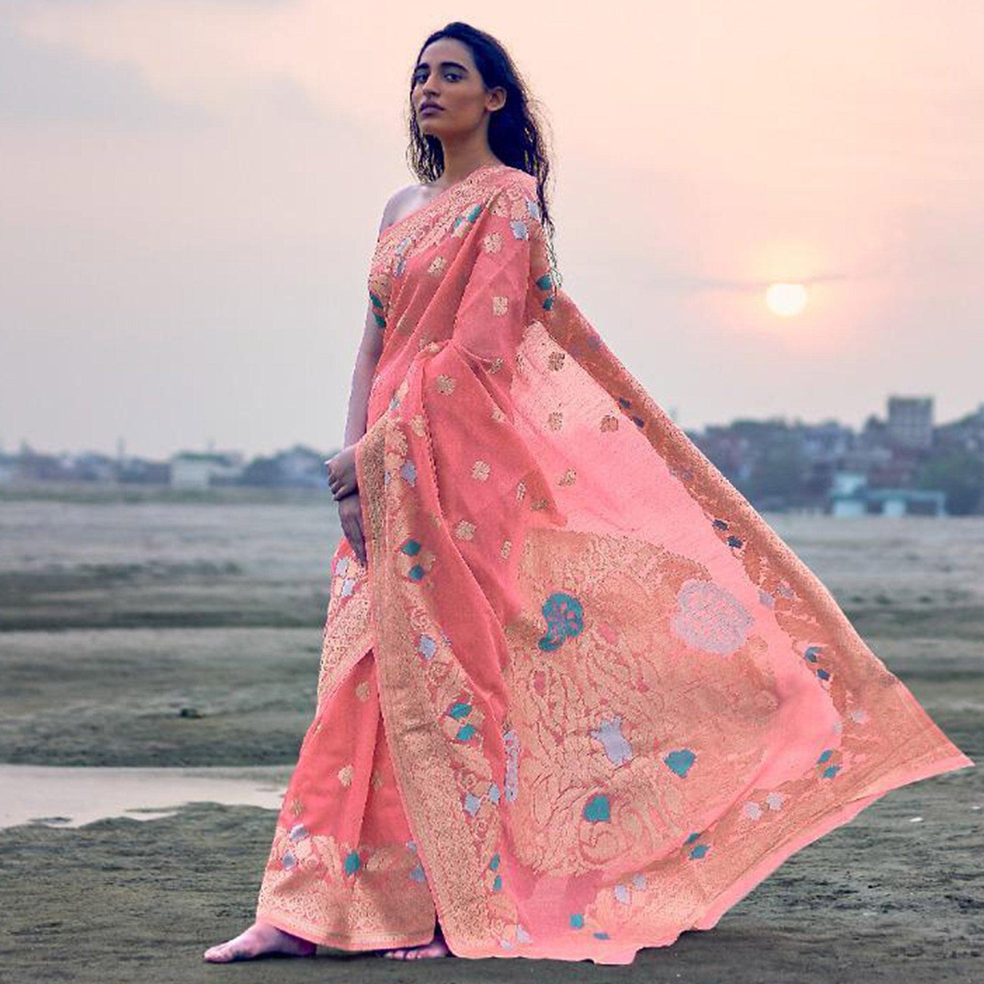 Mesmerising Pink Colored Festive Wear Woven Pure Linen Silk Saree