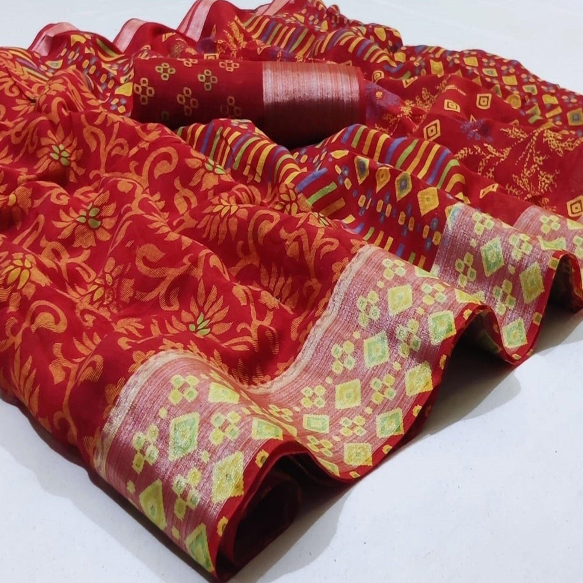 Mesmerising Red Colored Casual Wear Printed Heavy Linen Saree