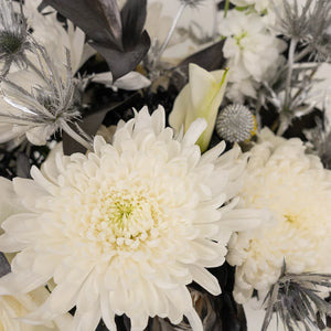 Moonlit Midnight DIY Flower Kit