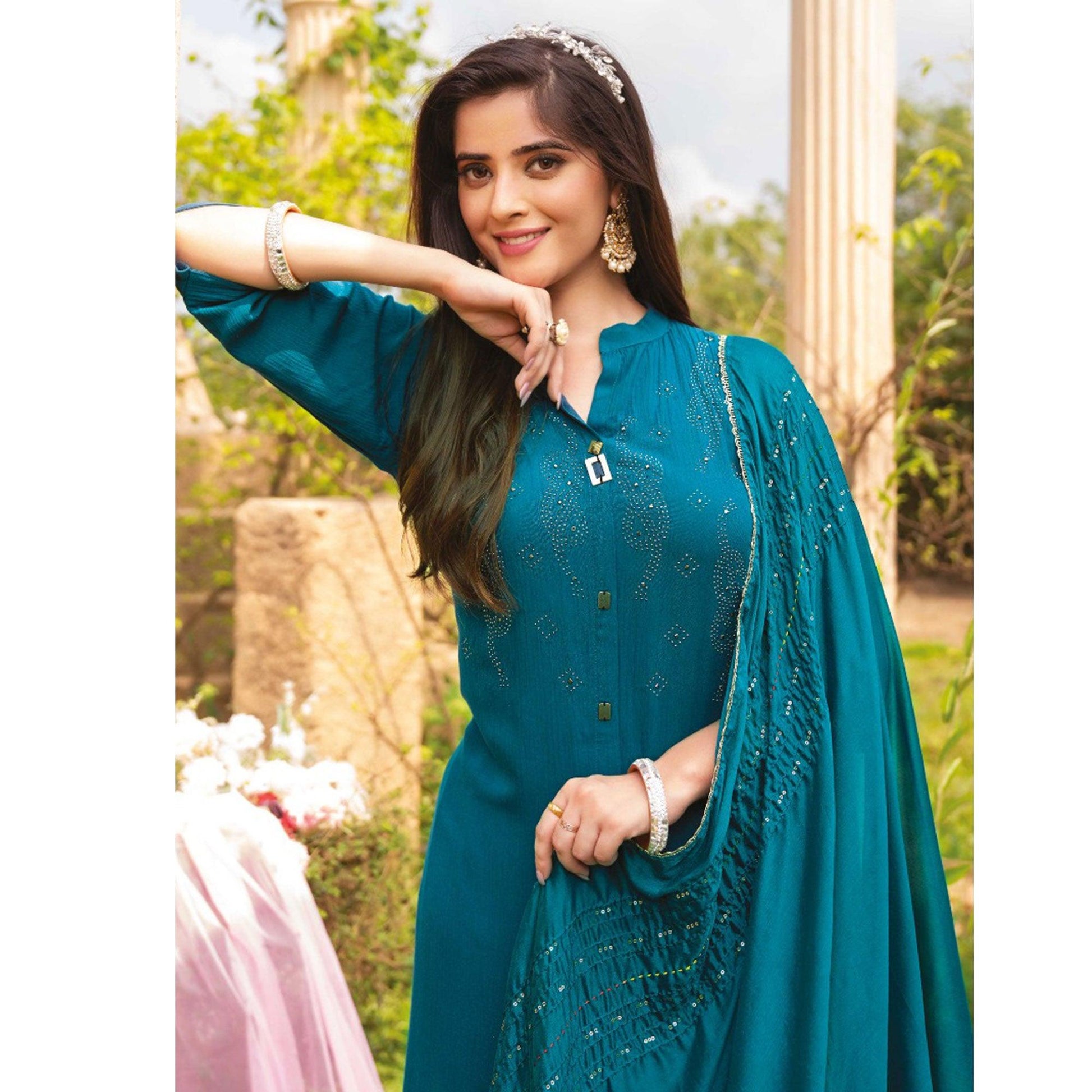 Morpich Swarovski Work Rayon Salwar Suit
