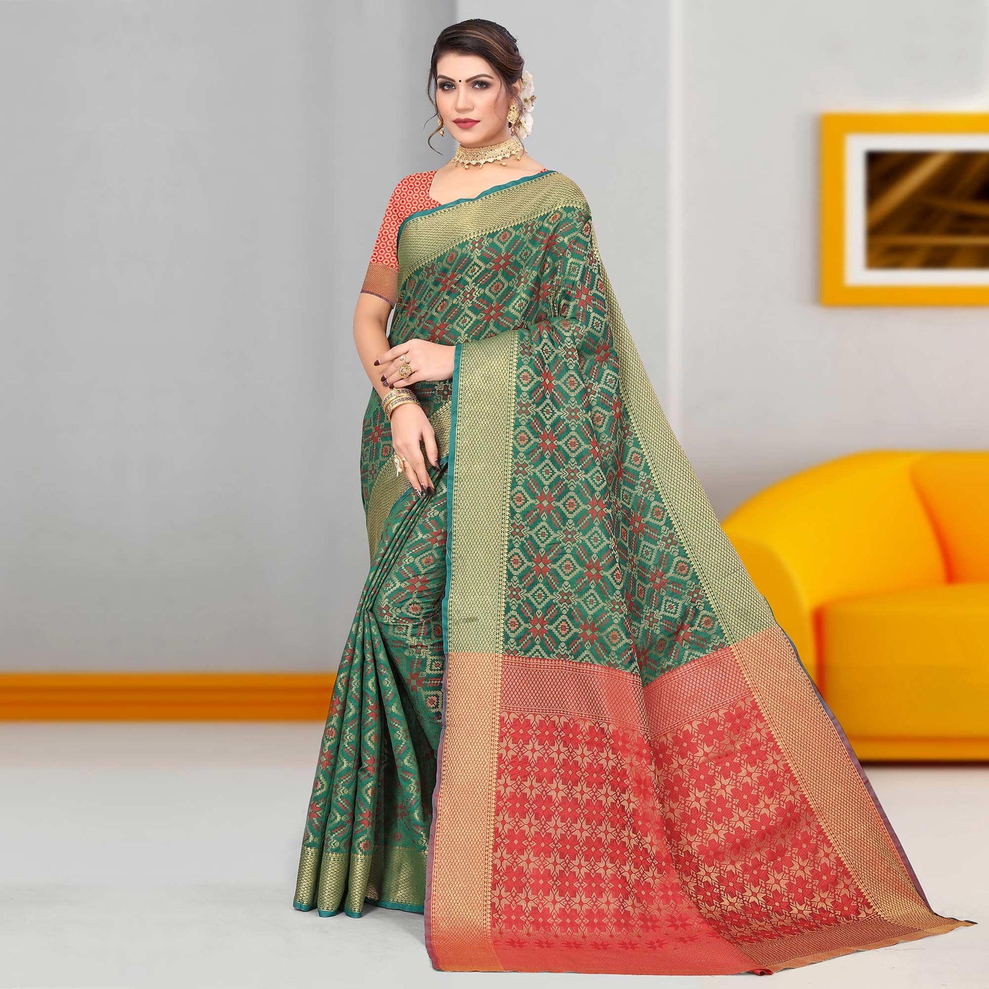 Morpich Woven Jacquard Saree