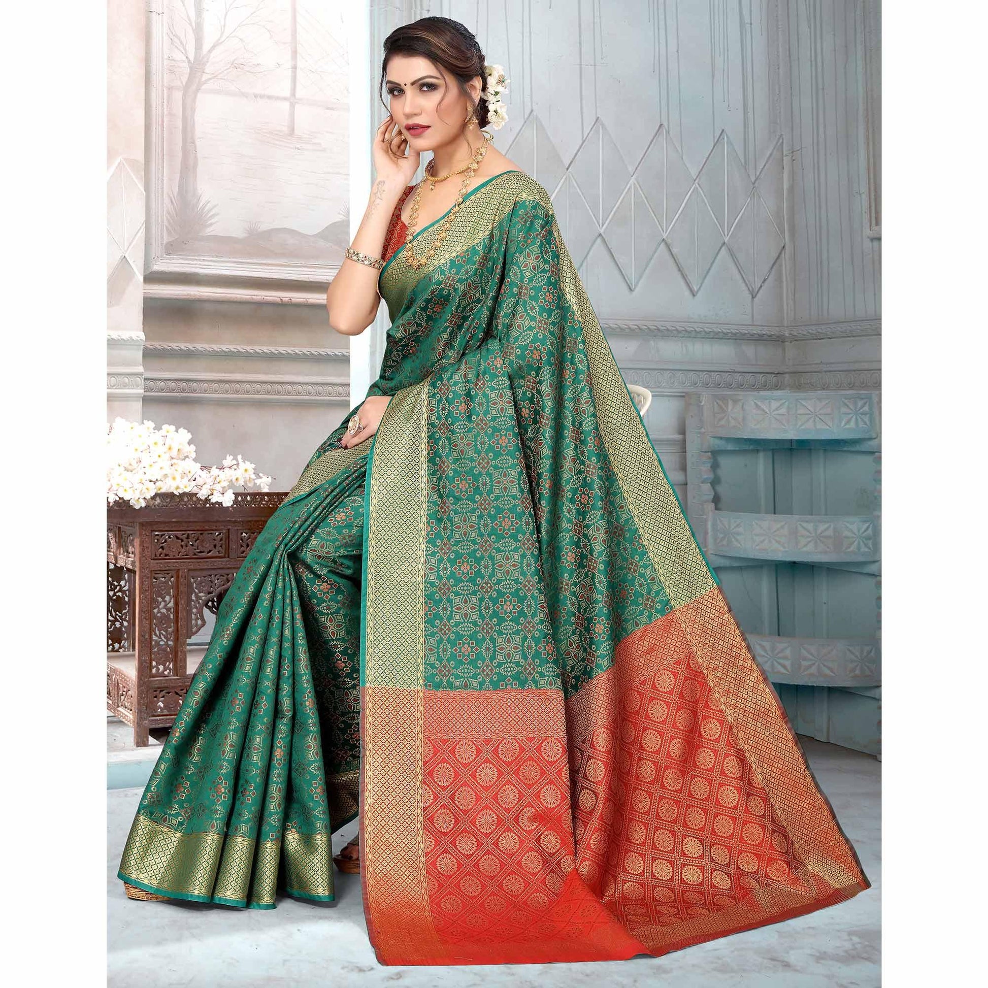 Morpich Woven Jacquard Saree