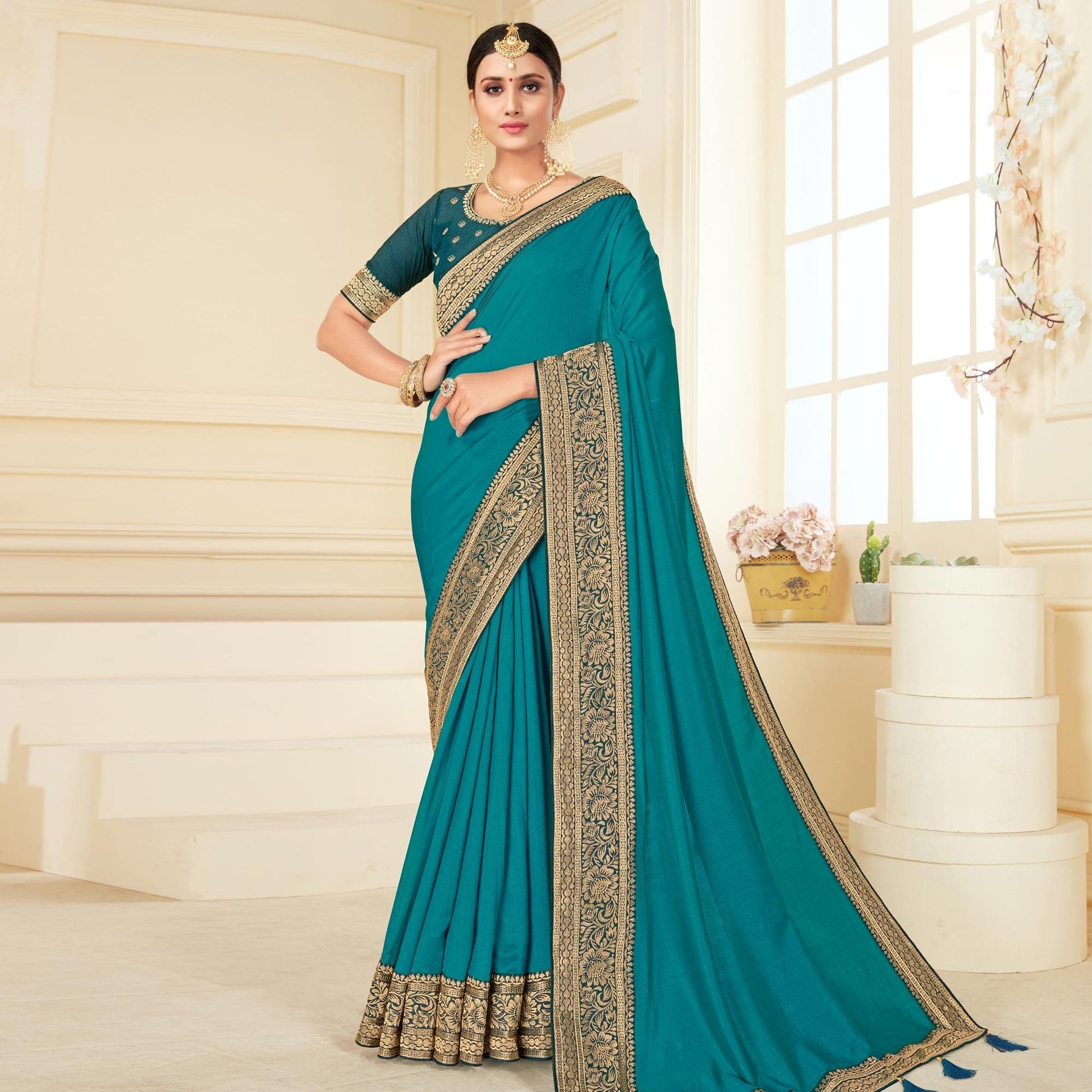 Morpich Woven Vichitra Silk Saree
