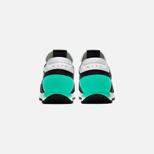 Nike | DAYBREAK TYPE N.354