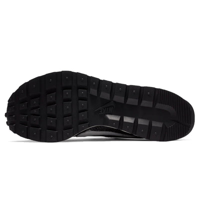Nike x Sacai Vaporwaffle Black White