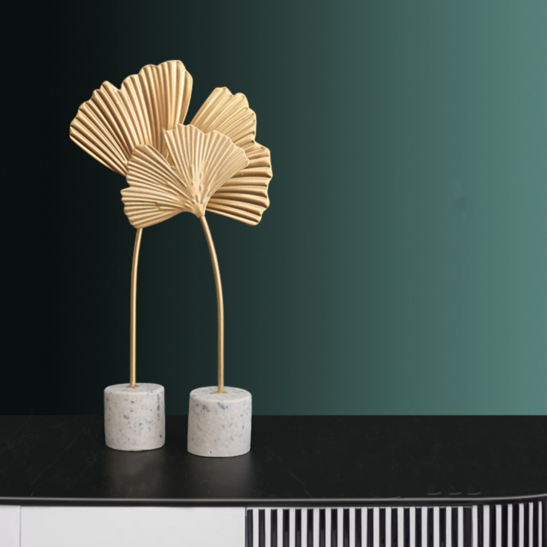 Leaf Table Decor