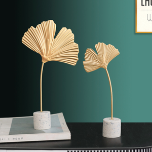 Leaf Table Decor