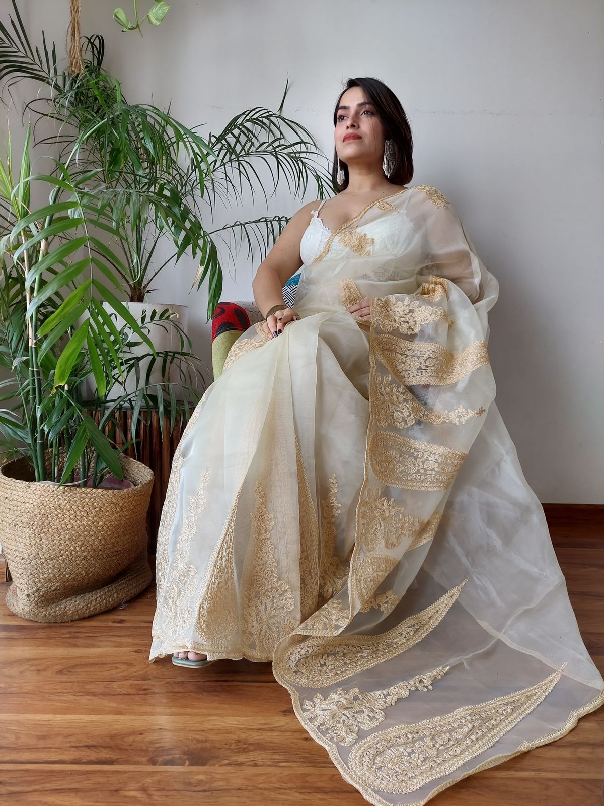 Off White Semi-Pure Organza Saree with Exquisite Lucknowi Work & Matching Blouse