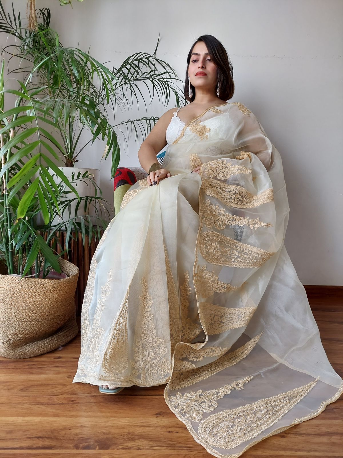 Off White Semi-Pure Organza Saree with Exquisite Lucknowi Work & Matching Blouse