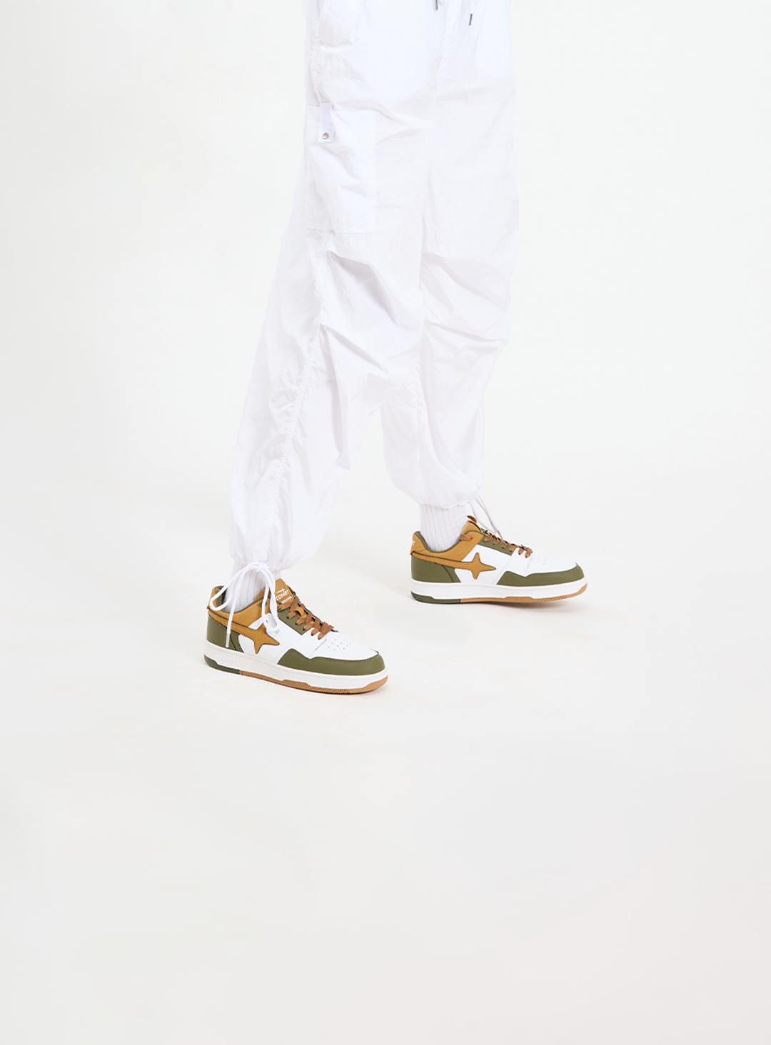 X Lows PINECONE