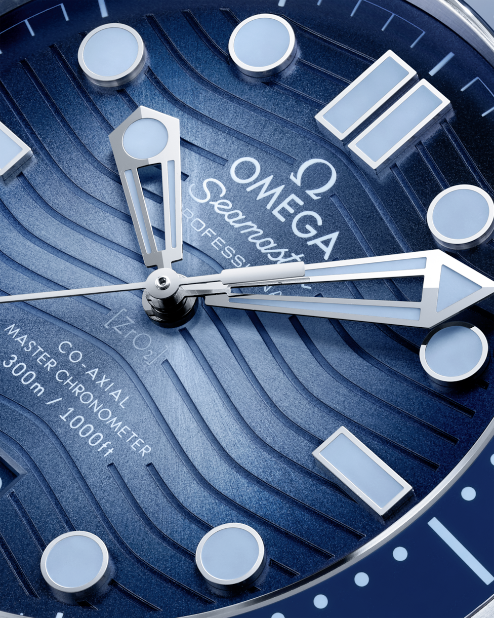 Omega Seamaster Diver Blue Dial Men 42MM