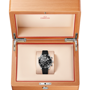 Omega Seamaster Diver 300M Co-Axial Master Chronometerblack Dial Men 44MM