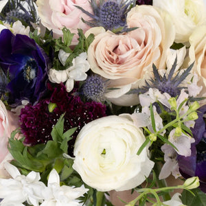 On Cloud Wine Flower Bouquet