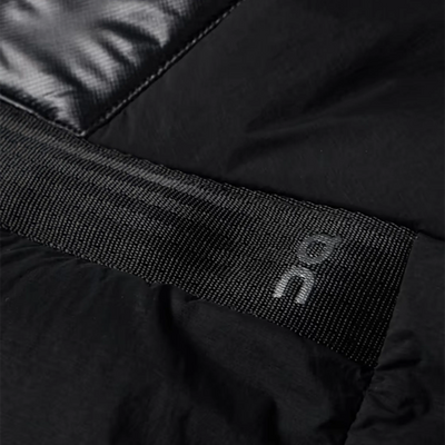 On Running Challenger Black Gilet