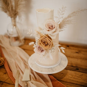 Toffee and Pale Nude Dried Spring Wedding