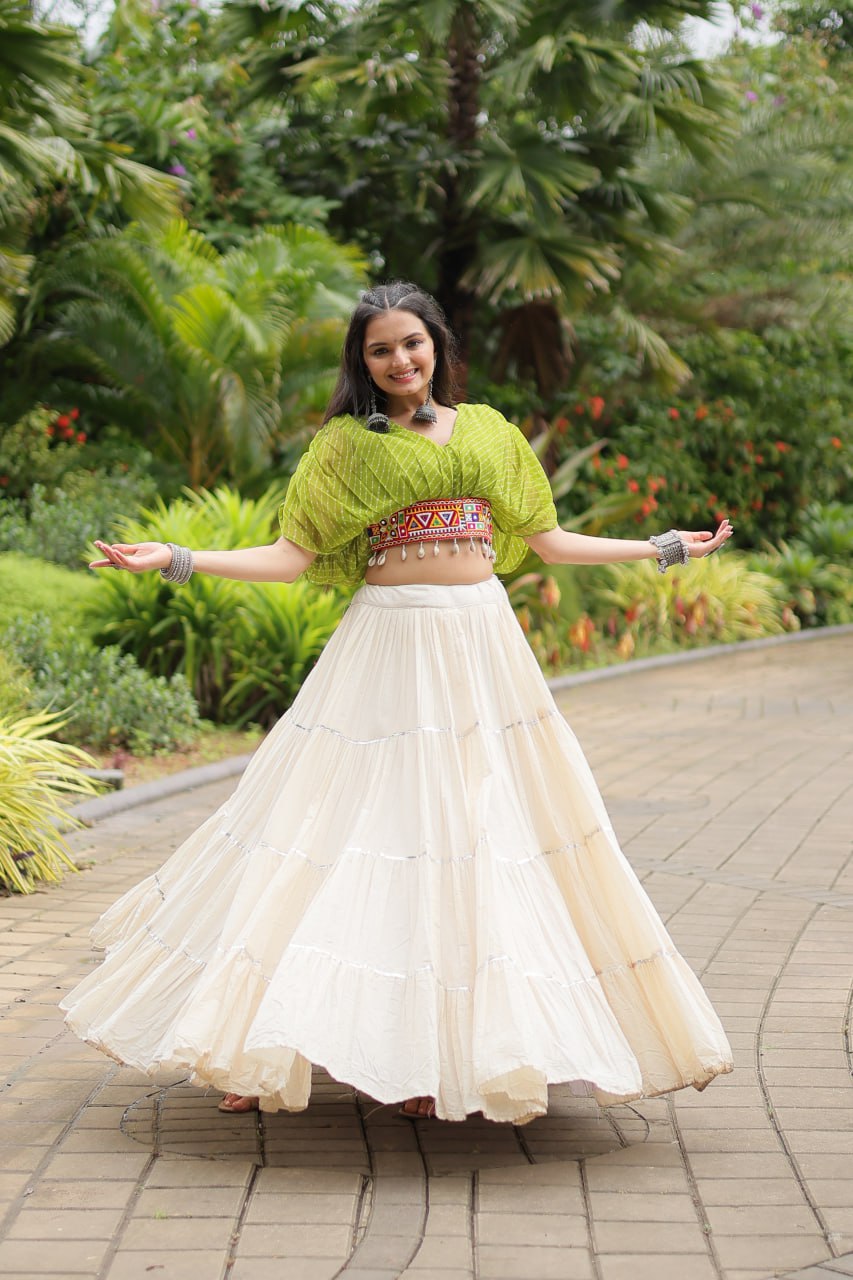 Green Elegant Lehenga with Leheriya Print Blouse