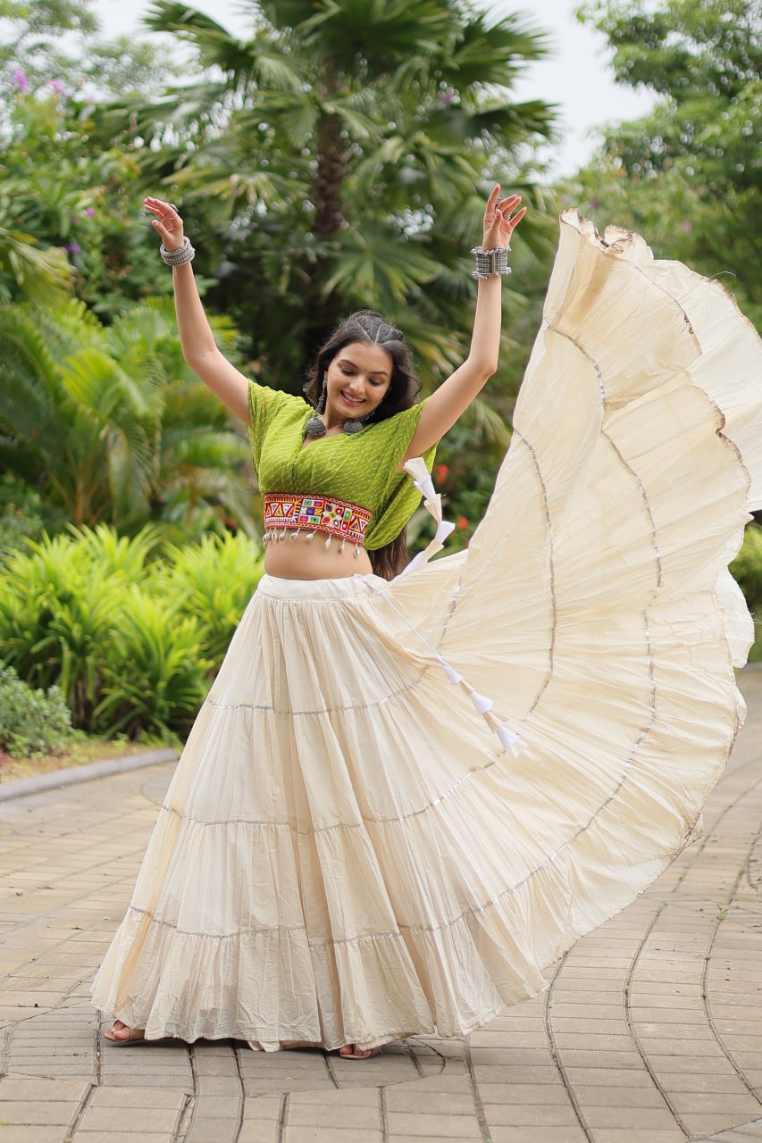 Green Elegant Lehenga with Leheriya Print Blouse